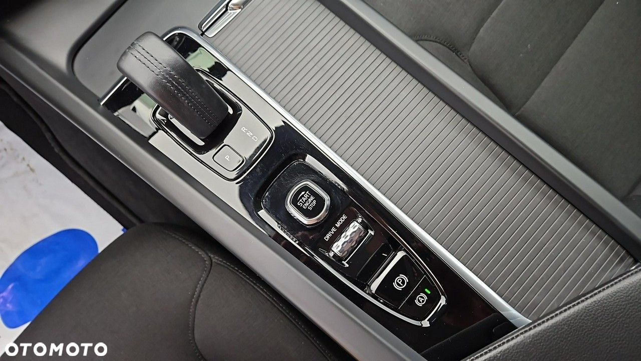Volvo XC 60 - 18