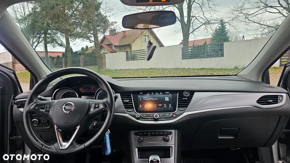 Opel Astra 1.6 CDTI Essentia - 25