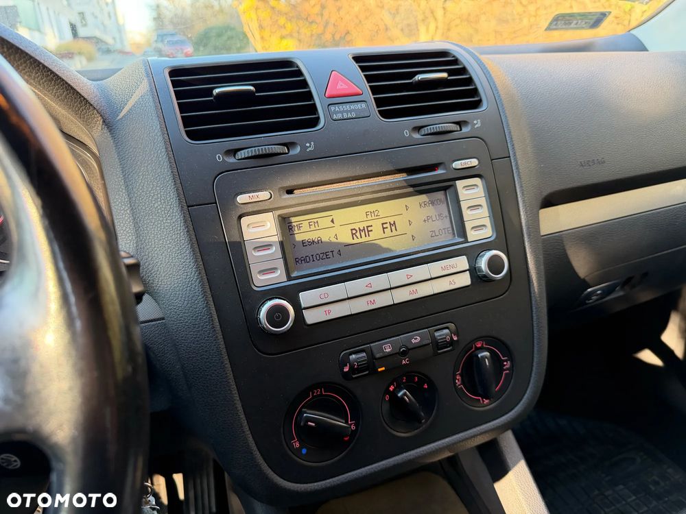 Volkswagen Golf 2.0 TDI Tour - 13