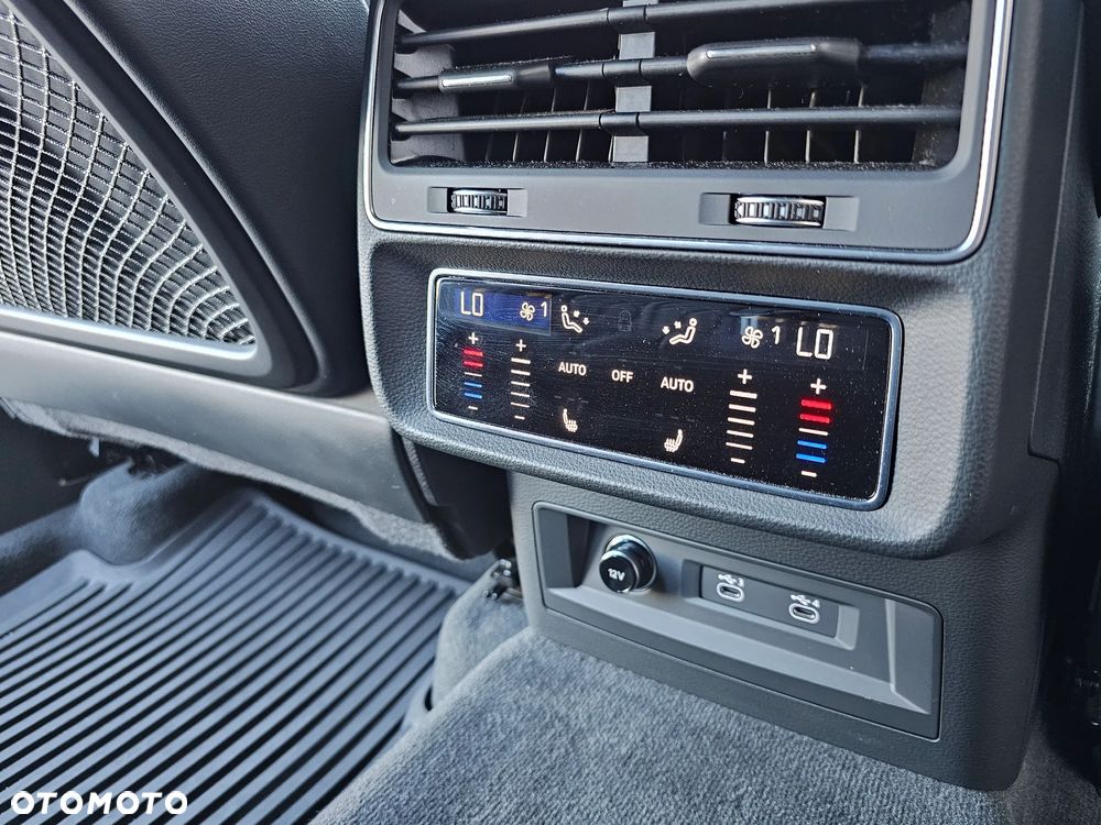 Audi Q8 SUV TDI quattro 210 kW tiptronic - 22