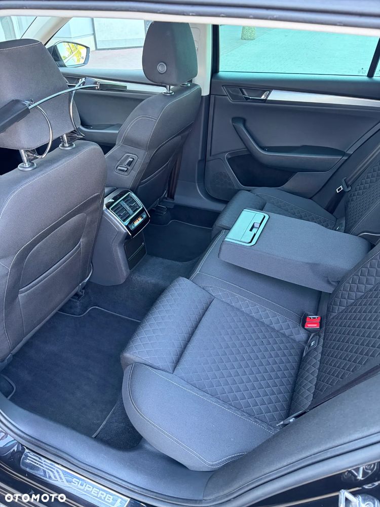 Skoda Superb 2.0 TDI 4x4 Style DSG - 25