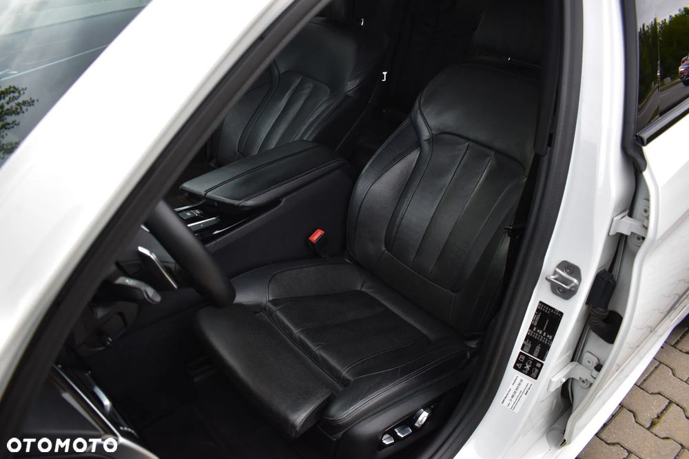 BMW Seria 5 530d xDrive Sport Line - 20