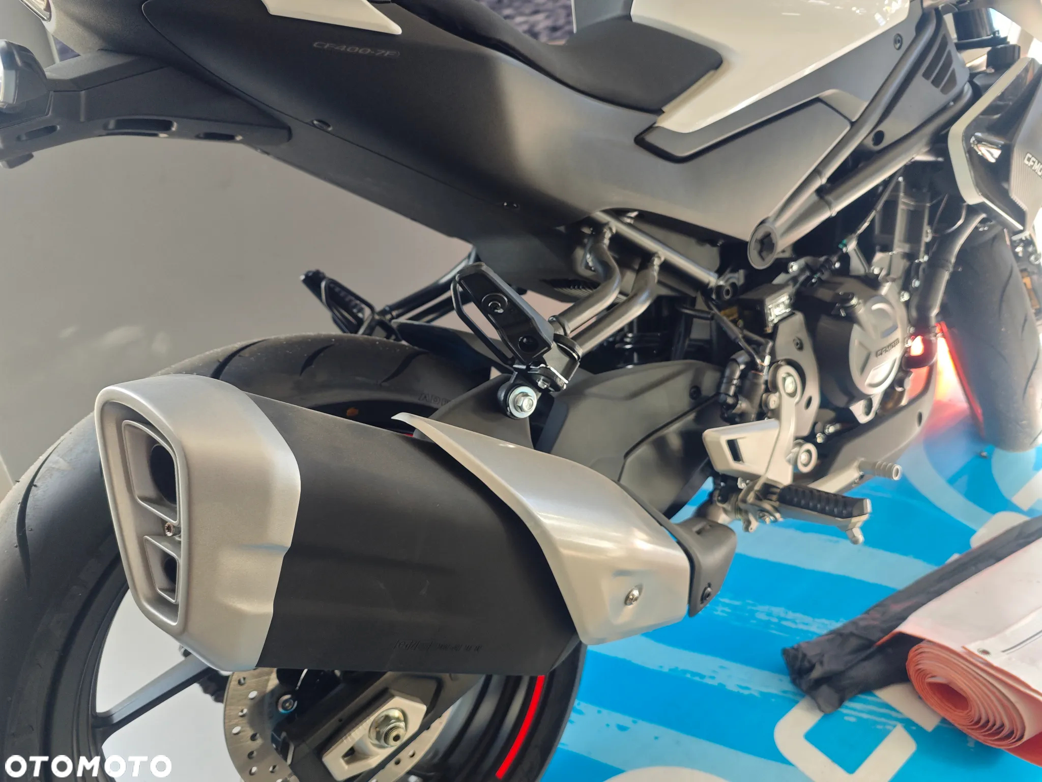 CFMoto NK - 32