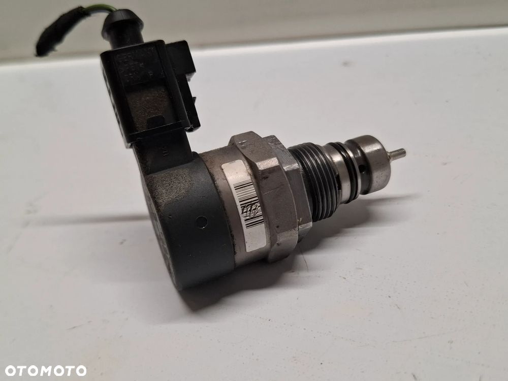 ZAWOR CZUJNIK CIŚNIENIA PALIWA VW AUDI SEAT SKODA 057130764AB 1.6TDI 2.0TDI SLASK WYSYLKA - 1