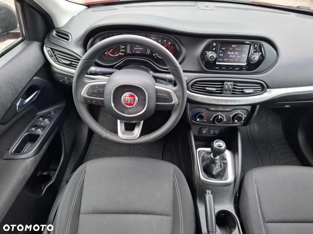 Fiat Tipo 1.4 16V More - 13