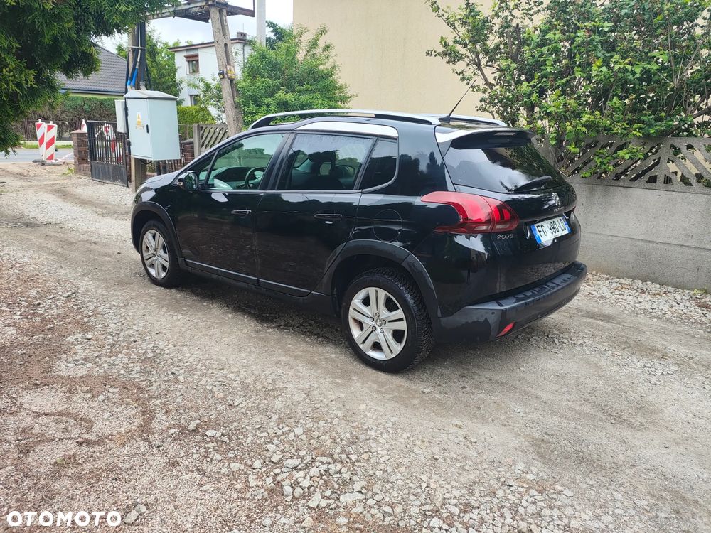 Peugeot 2008 BlueHDi 100 STOP & START Signature - 7