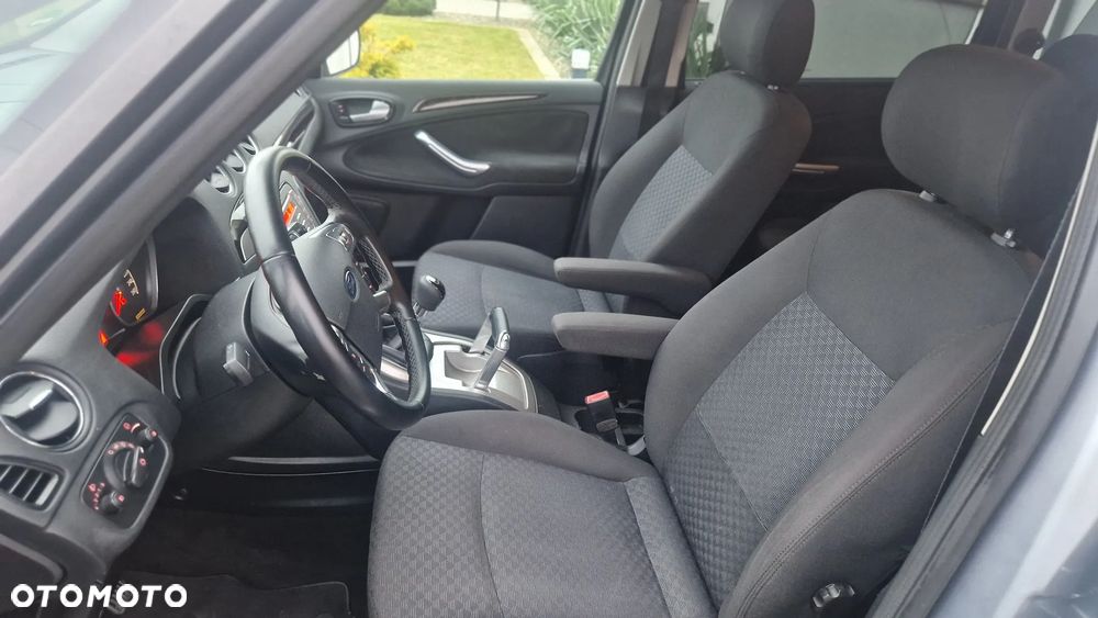 Ford Galaxy 2.0 TDCi Ghia - 15