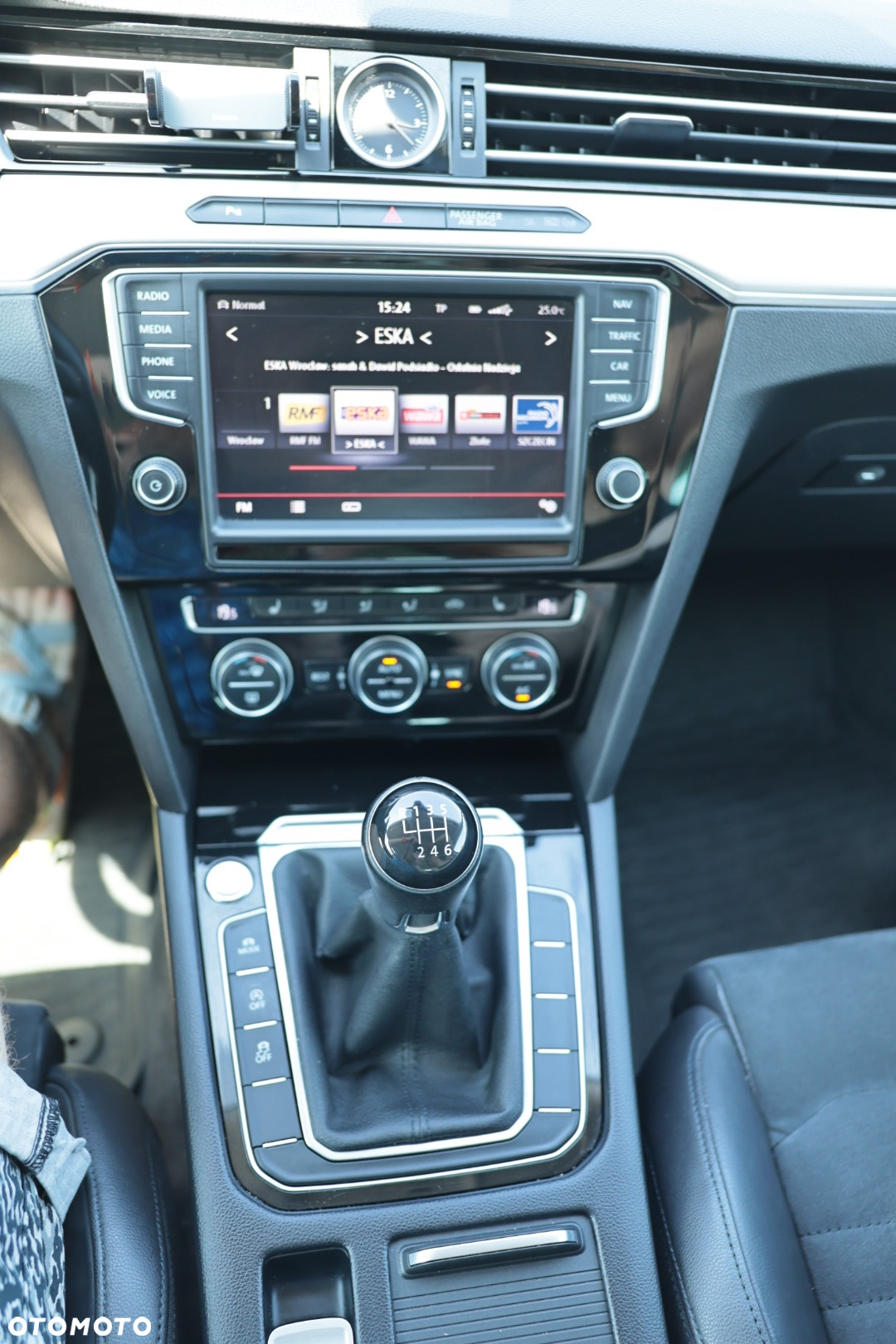 Volkswagen Passat 1.8 TSI BMT Highline - 18