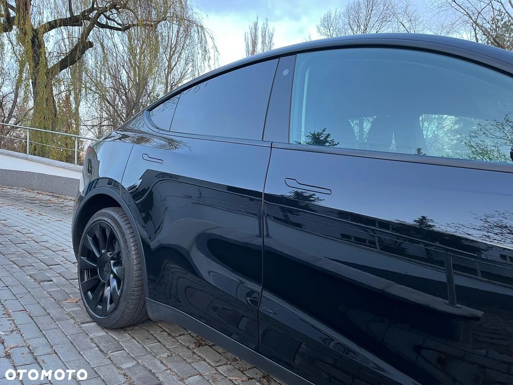 Tesla Y Long Range Dual Motor AWD - 7