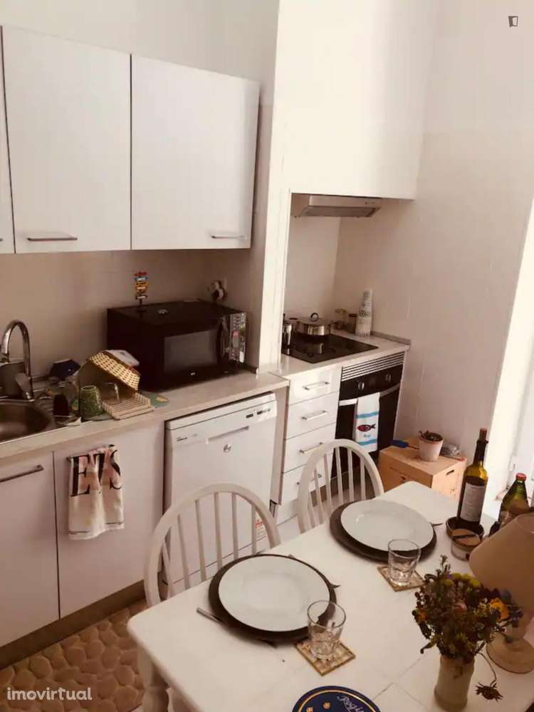 Casa com 2 quartos - localizado em Benfica Lisbon - Grande imagem: 2/9