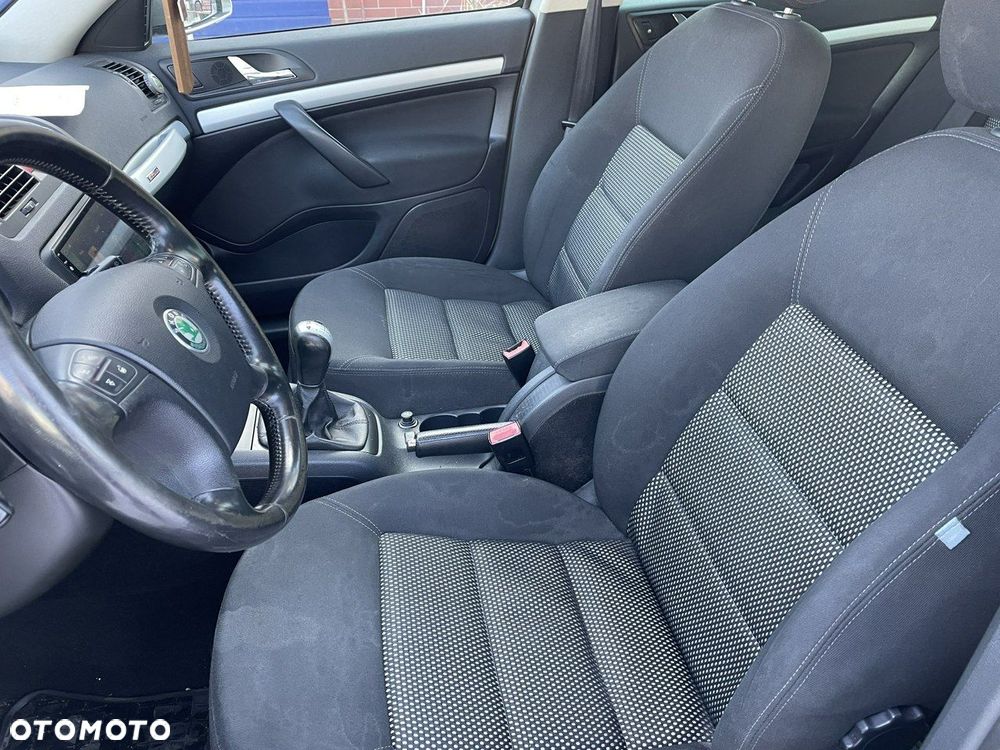 Skoda Octavia 2.0 TDI DPF 4x4 Scout - 3