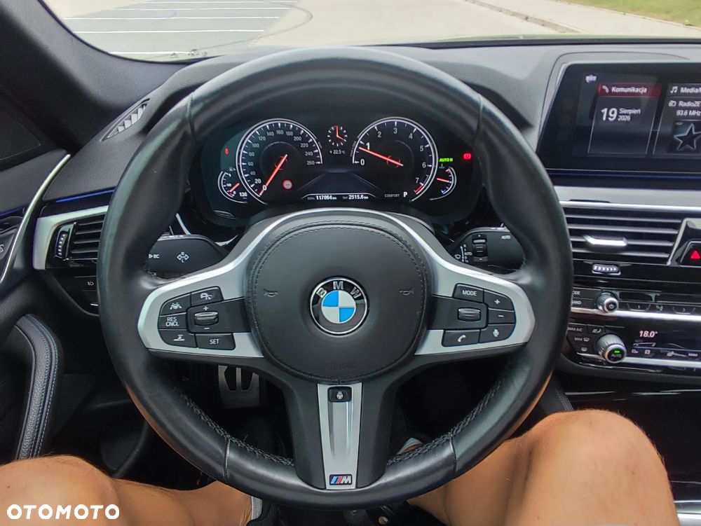 BMW Seria 5 530i xDrive M Sport sport - 13