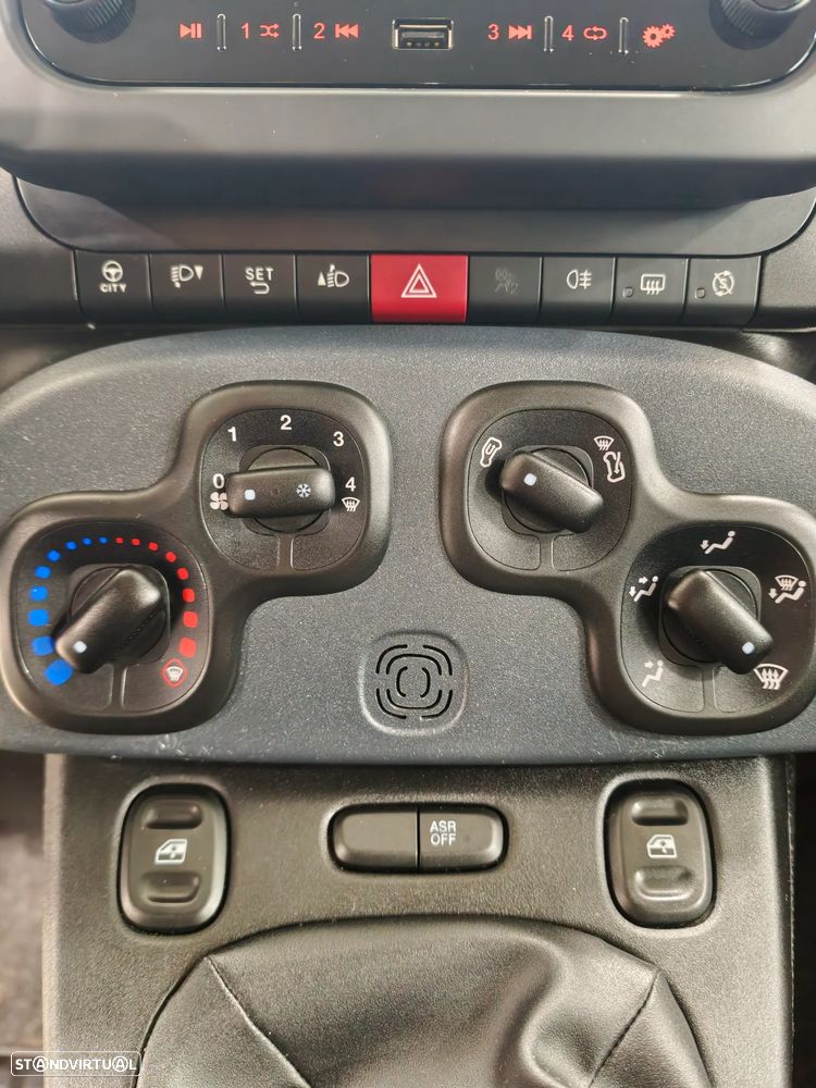 Fiat Panda 1.0 Hybrid - 12