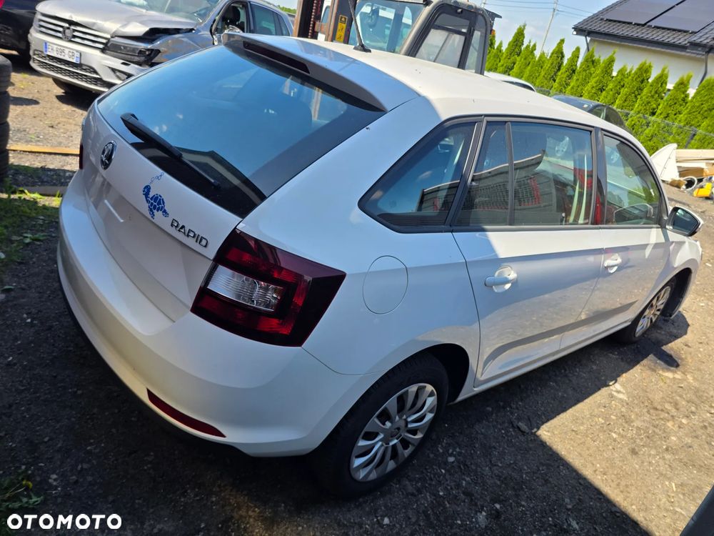 Skoda RAPID 1.0 TSI Ambition - 6