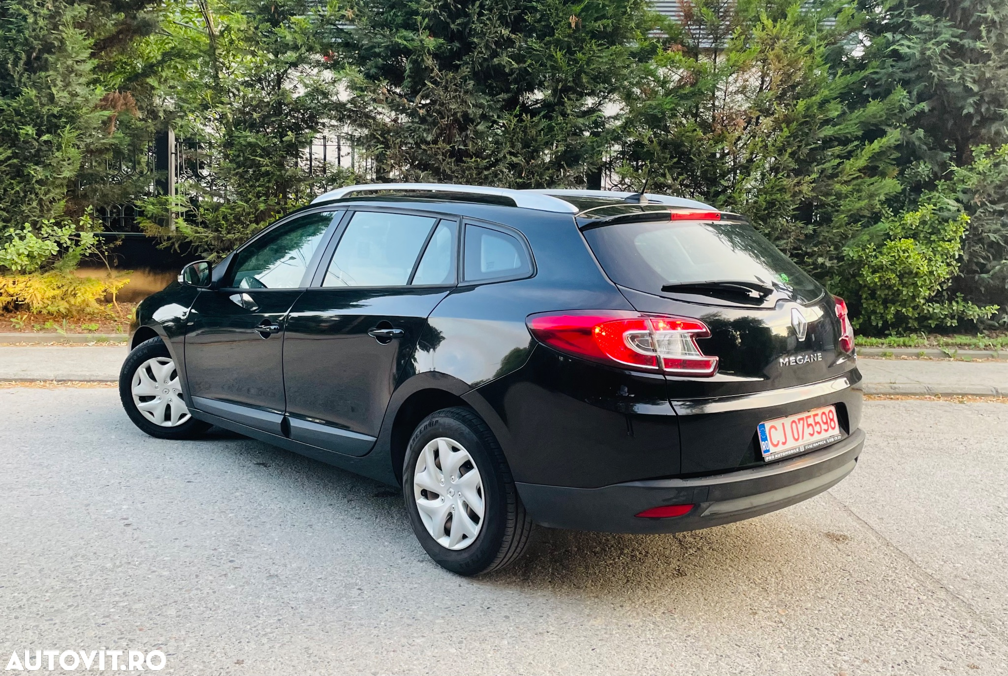 Renault Megane ENERGY dCi 110 Start & Stop LIMITED - 5