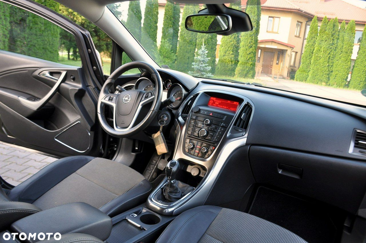 Opel Astra - 24