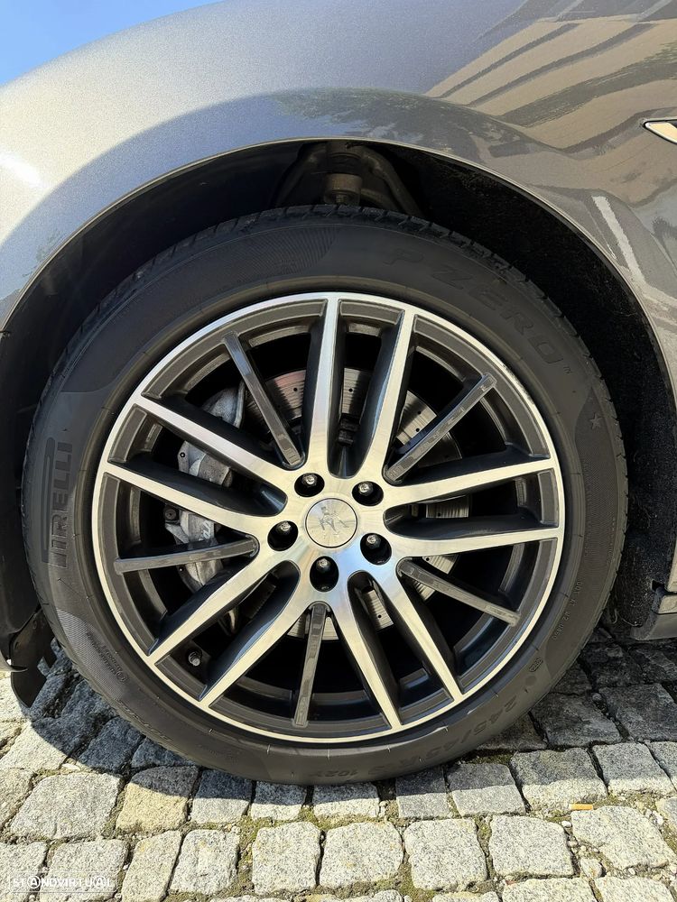 Maserati Ghibli 3.0 V6 - 15