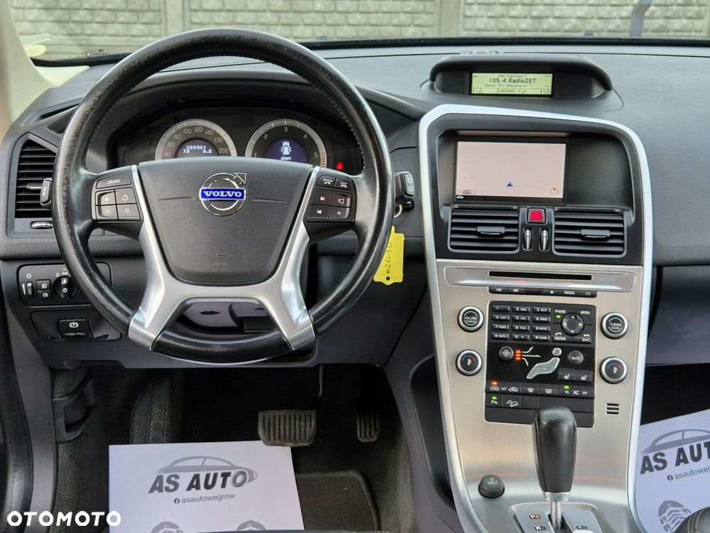 Volvo XC 60 - 41
