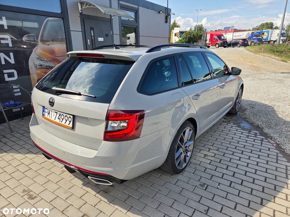 Skoda Octavia 2.0 TDI DSG RS - 7
