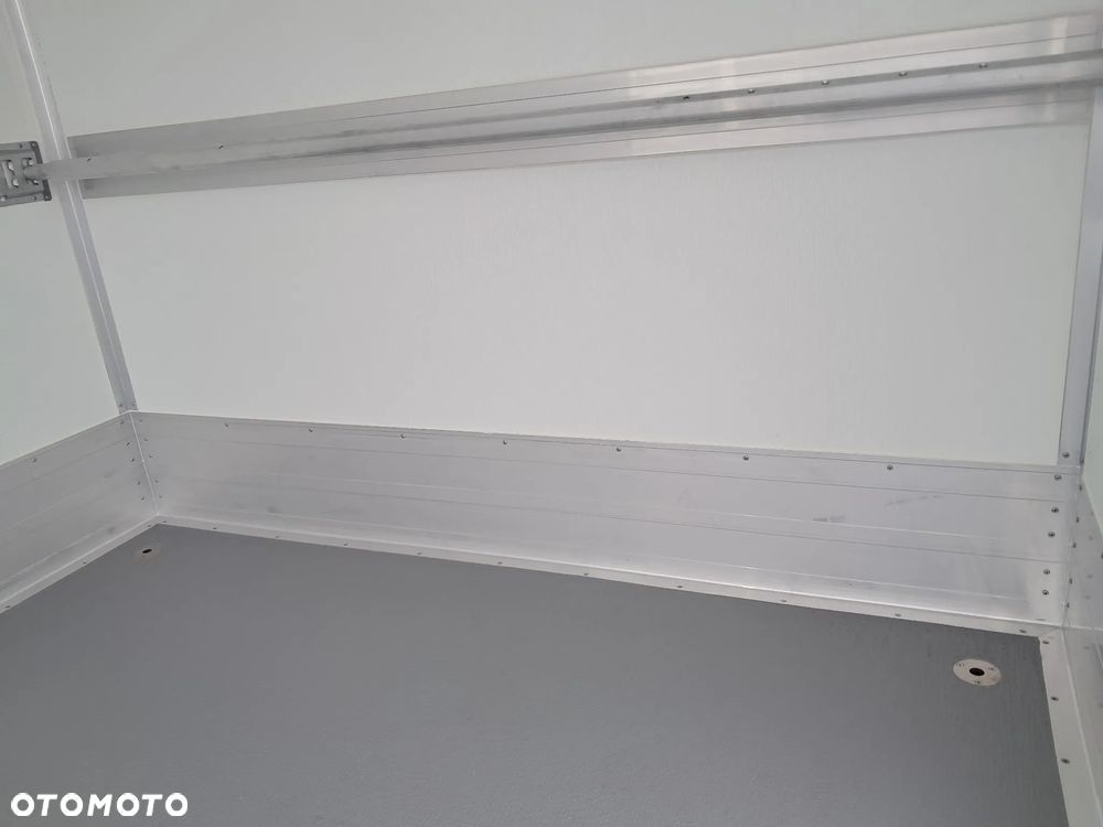 Iveco Daily / Pewny partner w biznesie ! - 12