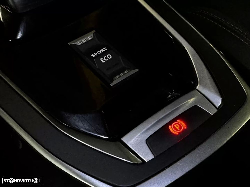 Peugeot 308 SW 1.5 BlueHDi GT Line EAT8 - 31