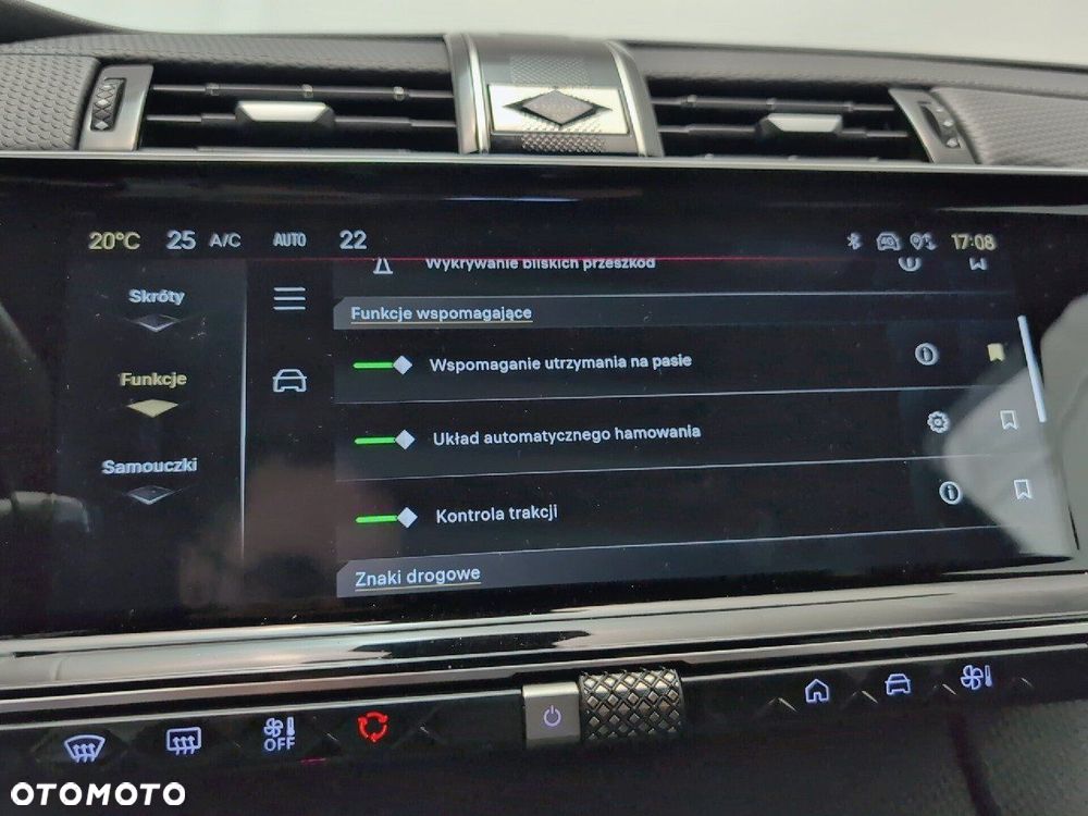 DS Automobiles DS 7 Crossback - 17