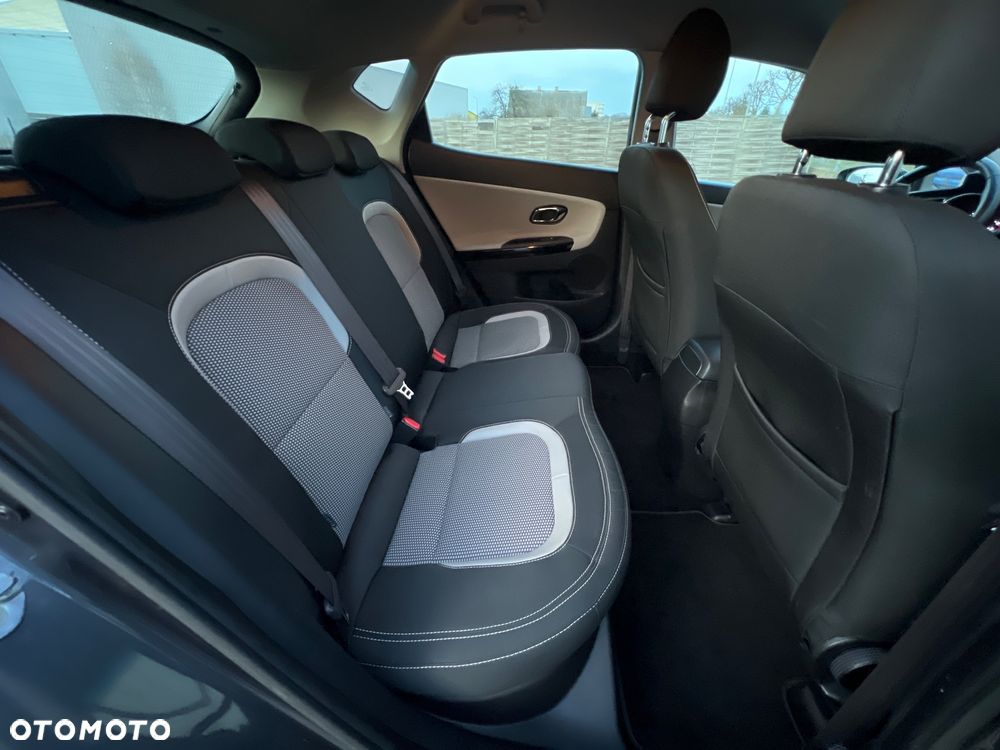 Kia Ceed 1.4 CVVT Dream Team Edition - 28