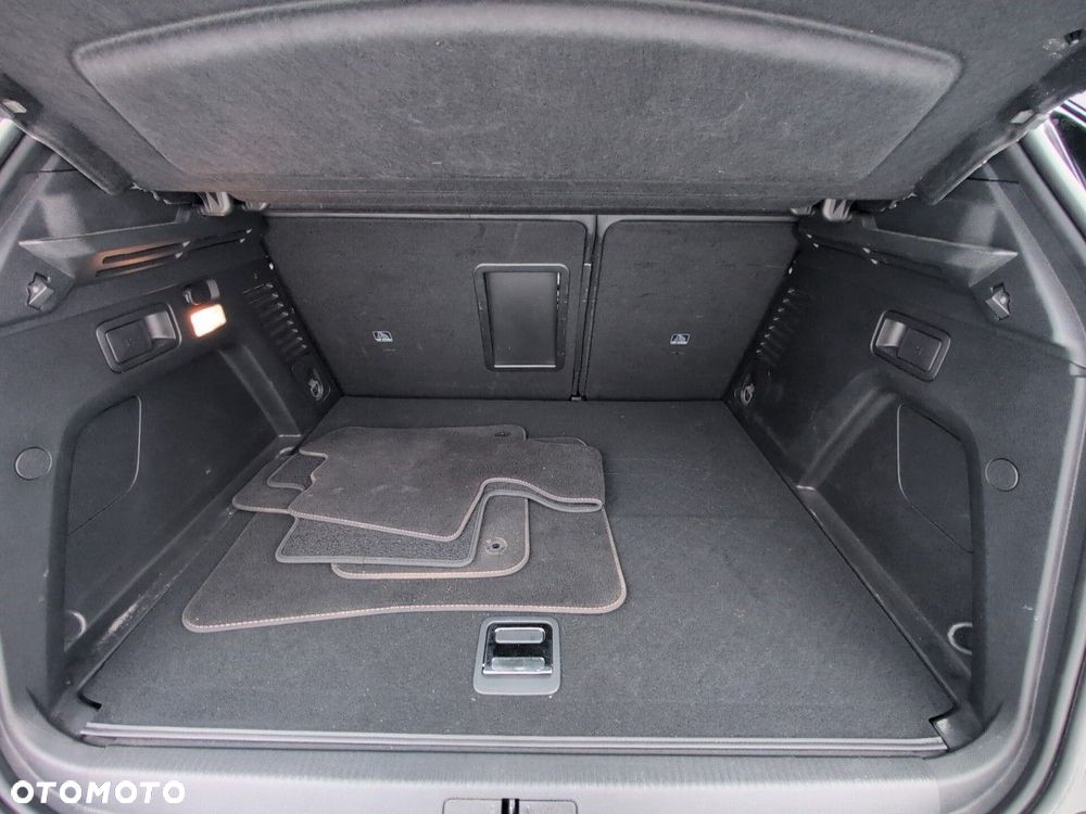 Peugeot 3008 - 8