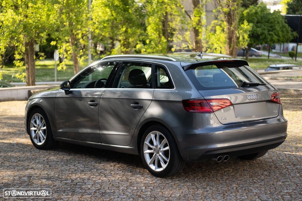 Audi A3 Sportback 2.0 TDI Advance - 6