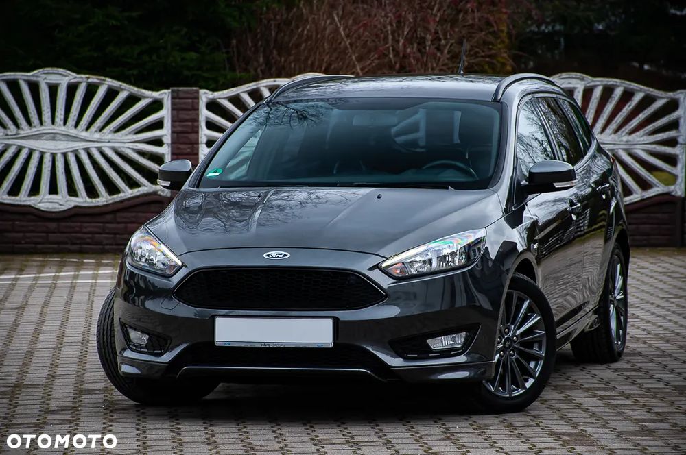 Ford Focus 1.5 EcoBoost Titanium ASS - 39