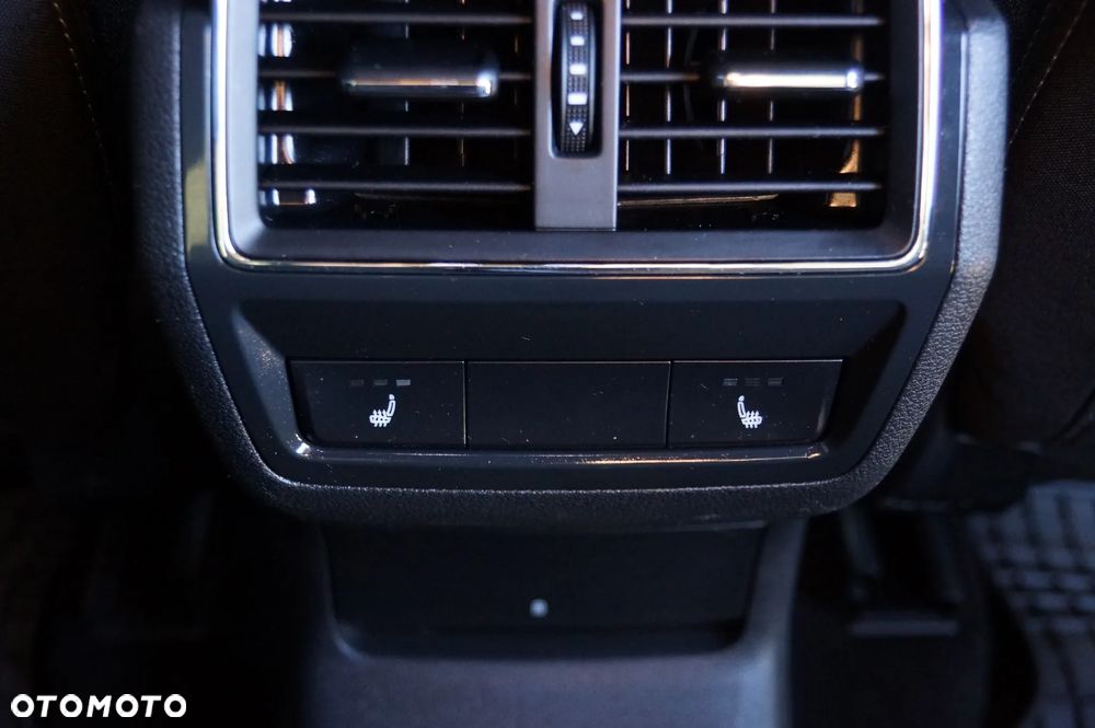 Skoda Karoq 2.0 TDI SCR Style - 32