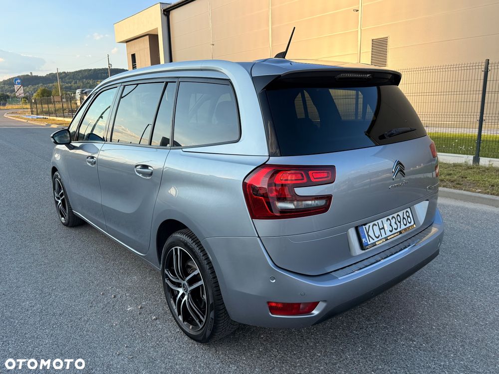 Citroën C4 SpaceTourer 1.6 PureTech More Life S&S EAT8 - 7