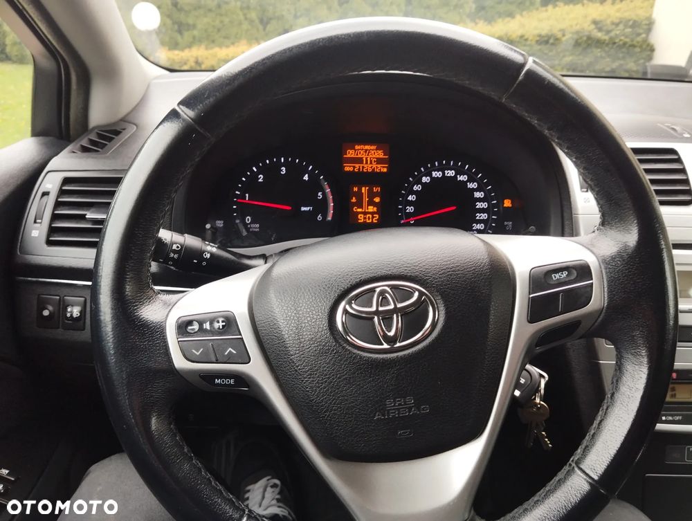 Toyota Avensis 2.0 D-4D Active - 9