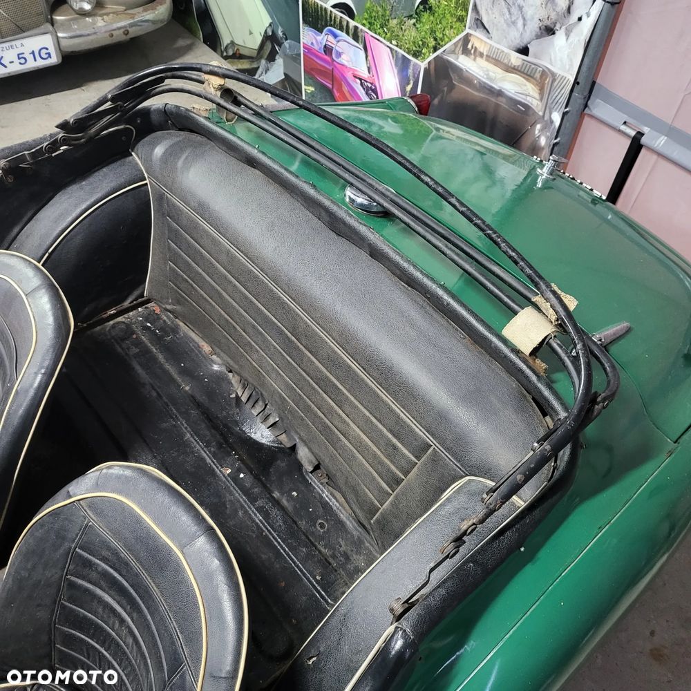 Triumph TR3 - 10