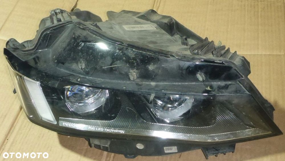 Peugeot 508 Reflektor Prawy 89915014 - 2