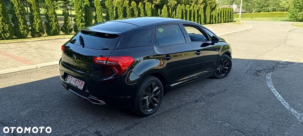DS Automobiles DS 5 - 12