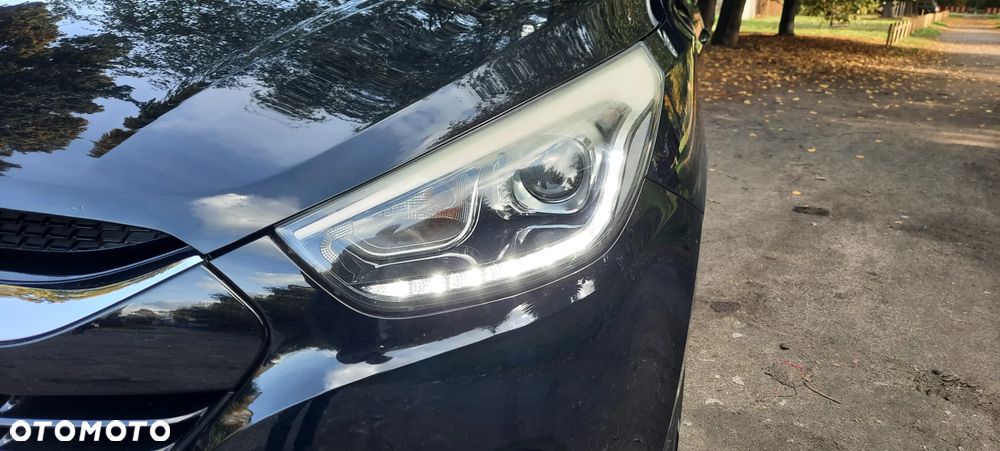 Hyundai ix35 1.6 2WD Fifa World Cup Edition - 18