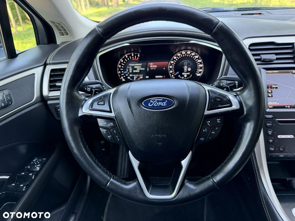 Ford Mondeo - 40