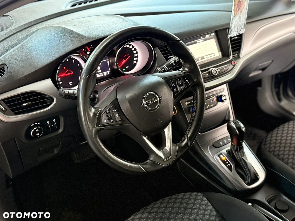 Opel Astra 1.4 T Enjoy S&S - 13