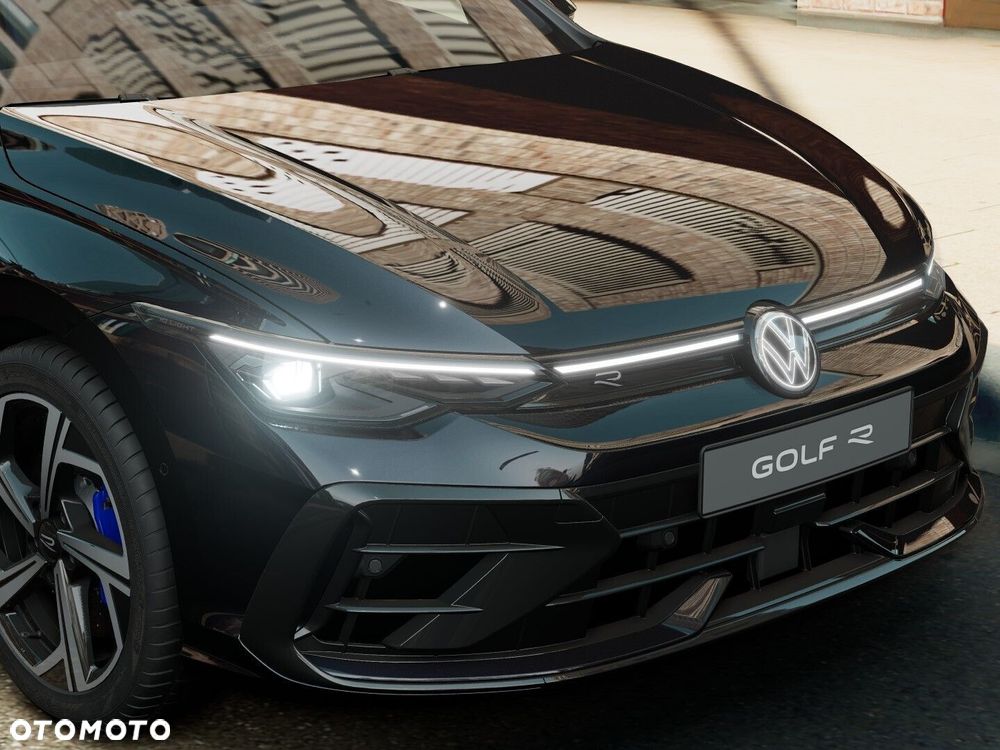 Volkswagen Golf - 6