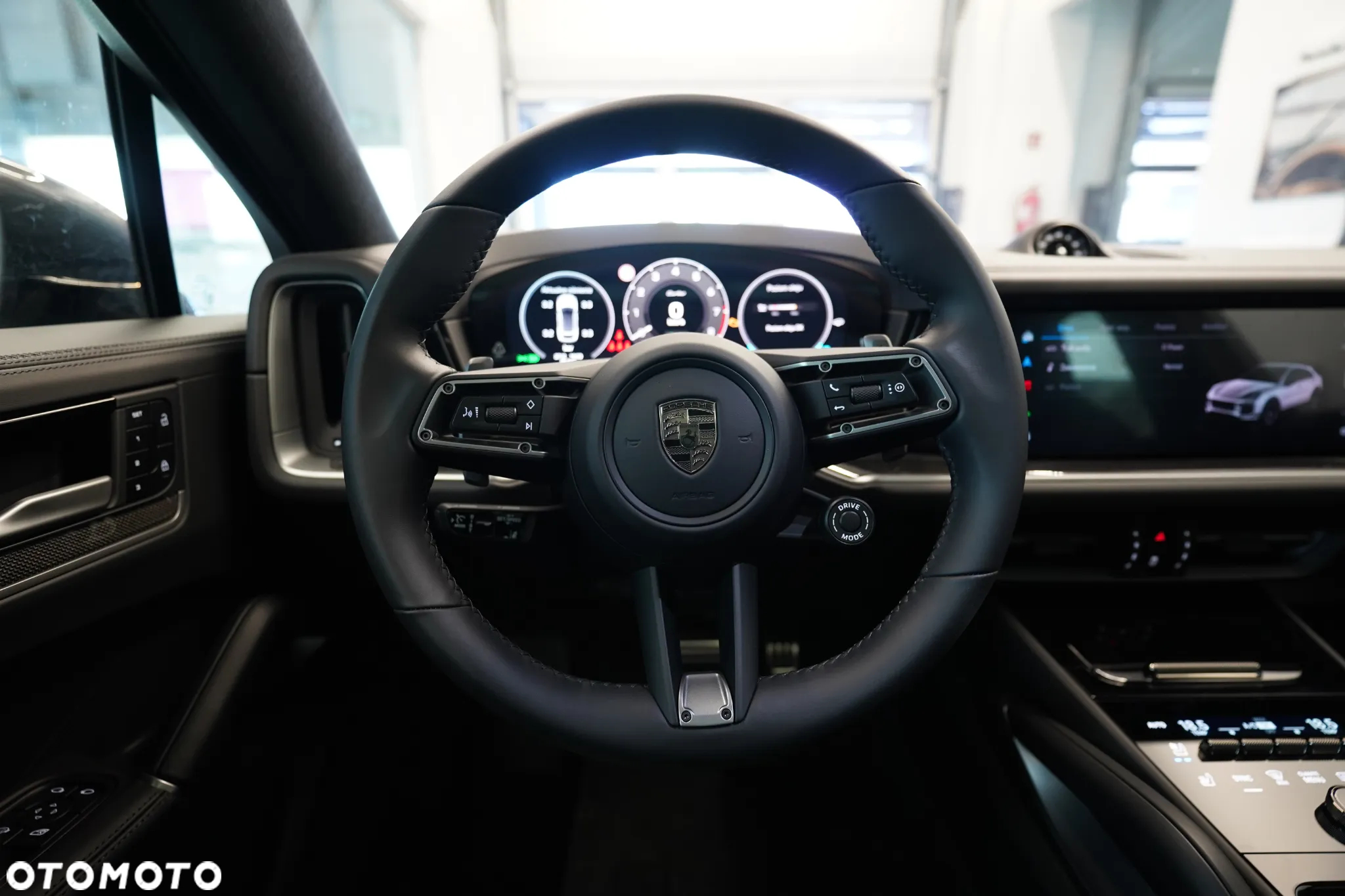 Porsche Cayenne - 12