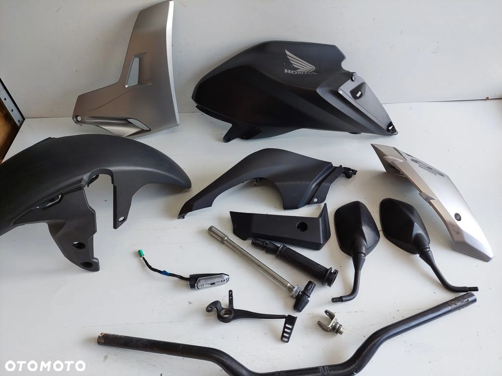 HONDA CB 125 R błotnik owiewka lusterko kierownica kierunkowskaz - 3