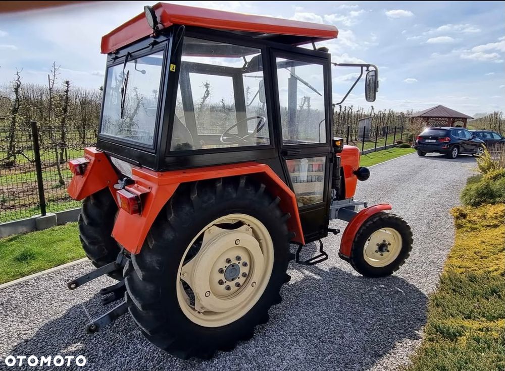 Ursus C-330 - 8