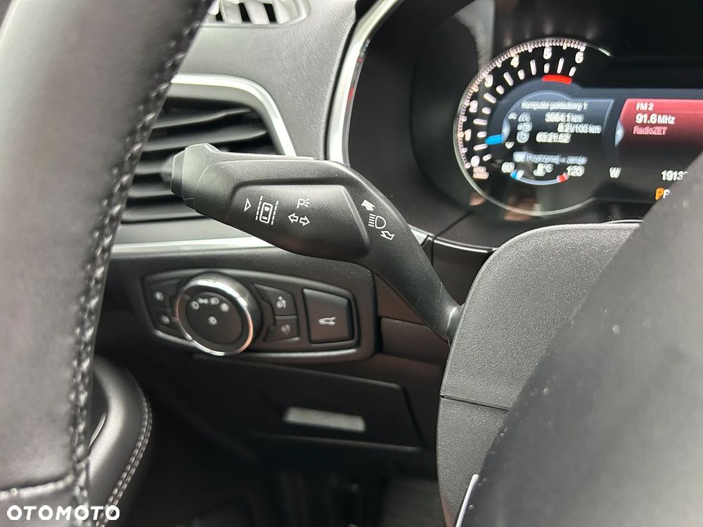 Ford S-Max 2.0 TDCi Titanium PowerShift - 36
