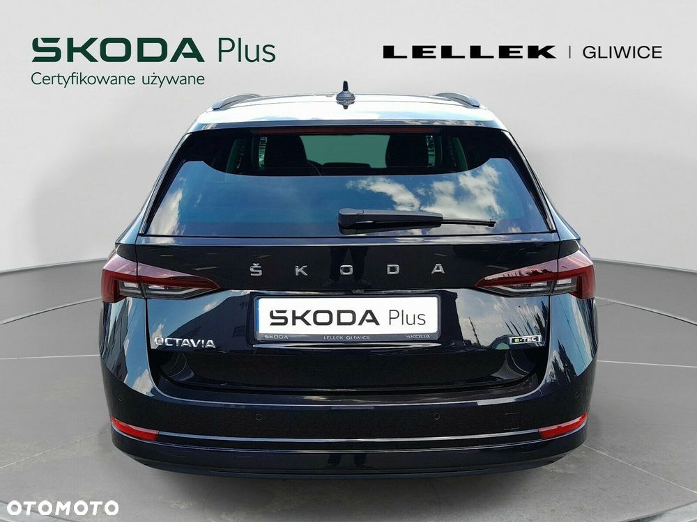 Skoda Octavia - 7