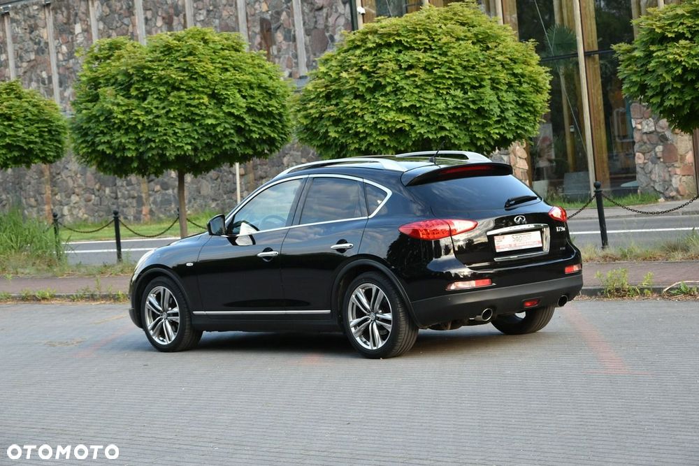 Infiniti EX - 2