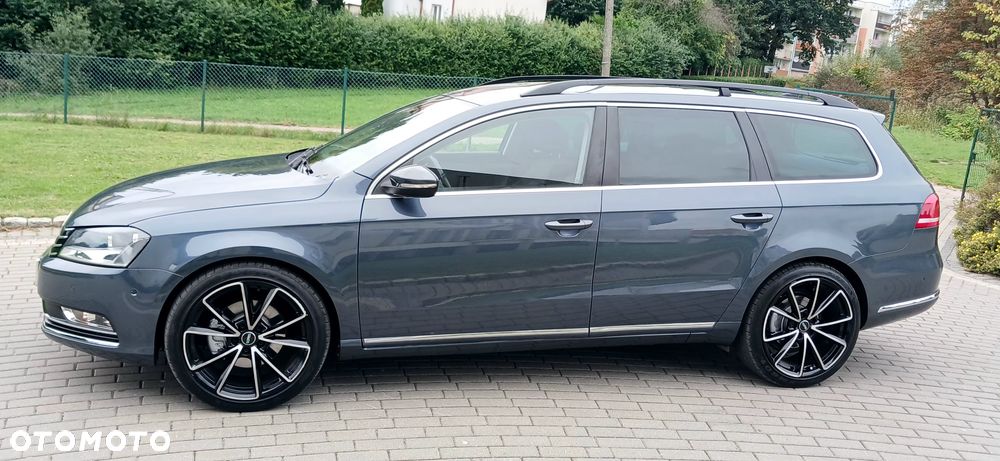 Volkswagen Passat - 4