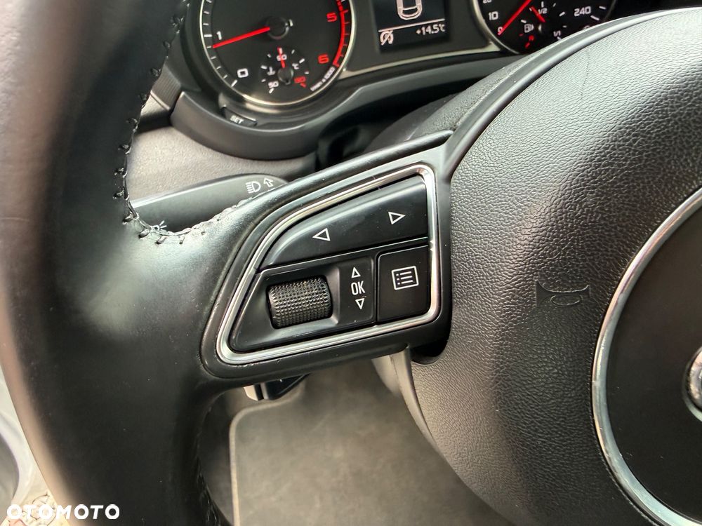 Audi A1 Sportback 1.6 TDI Attraction - 25