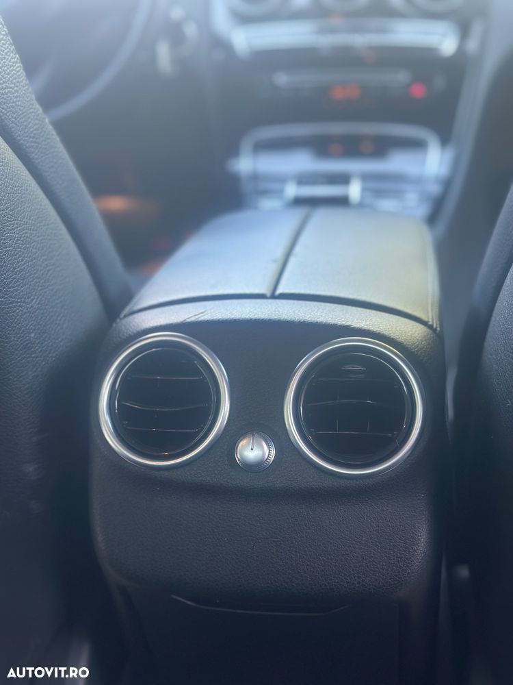 Mercedes-Benz C 220 CDI DPF Automatik BlueEFFICIENCY Avantgarde - 14