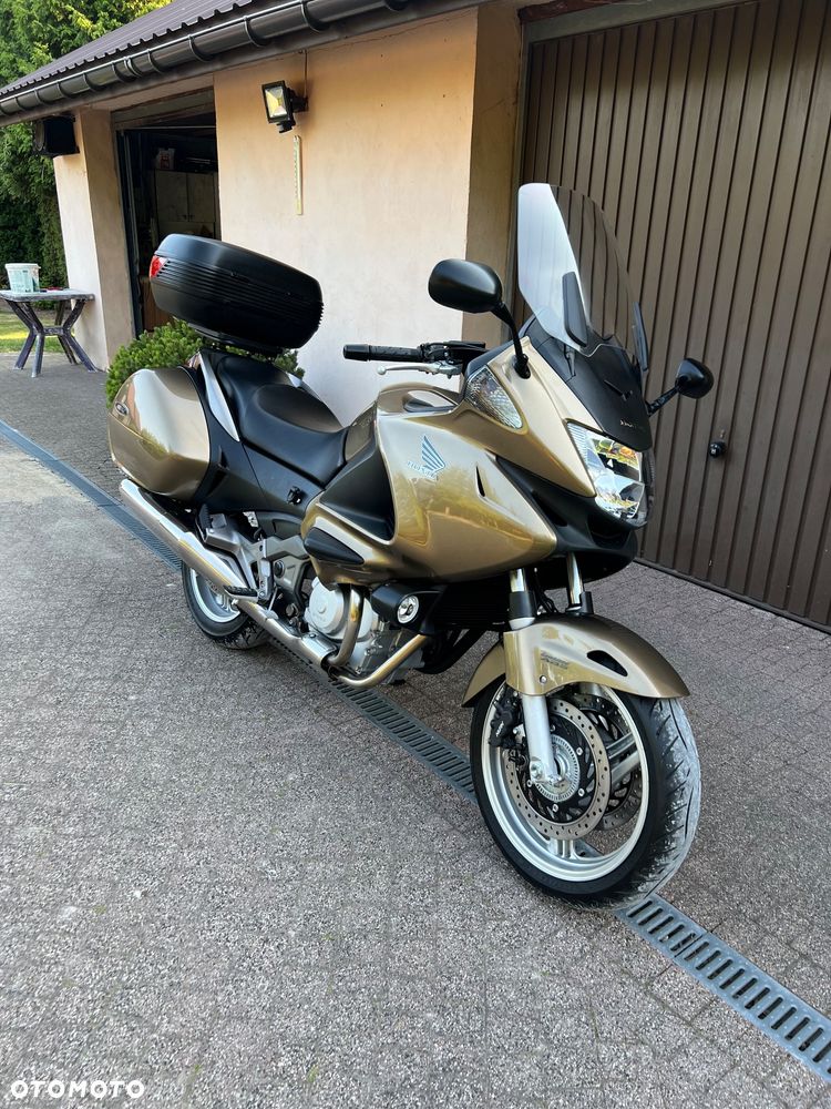 Honda NTV - 2